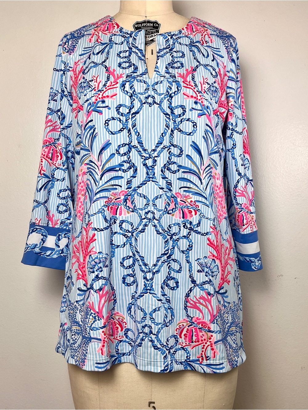 Sz. M Lilly Pulitzer Karina Women's UPF 50+ Tunic Top